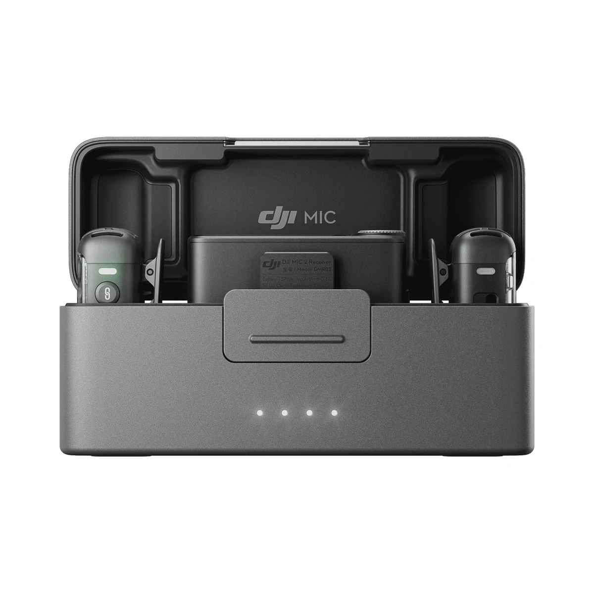 DJI Mic 2 (2 TX + 1 RX + Charging Case) бездротова мікрофонна система на білому фоні