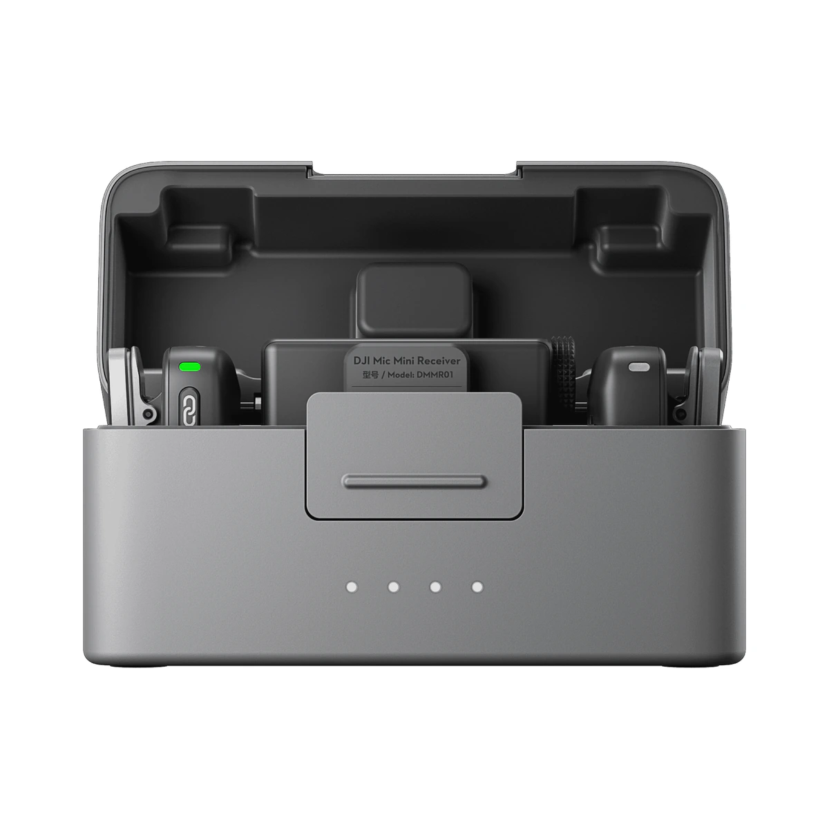 DJI Mic Mini (2 TX + 1 RX + Charging Case) бездротова мікрофонна система на білому фоні
